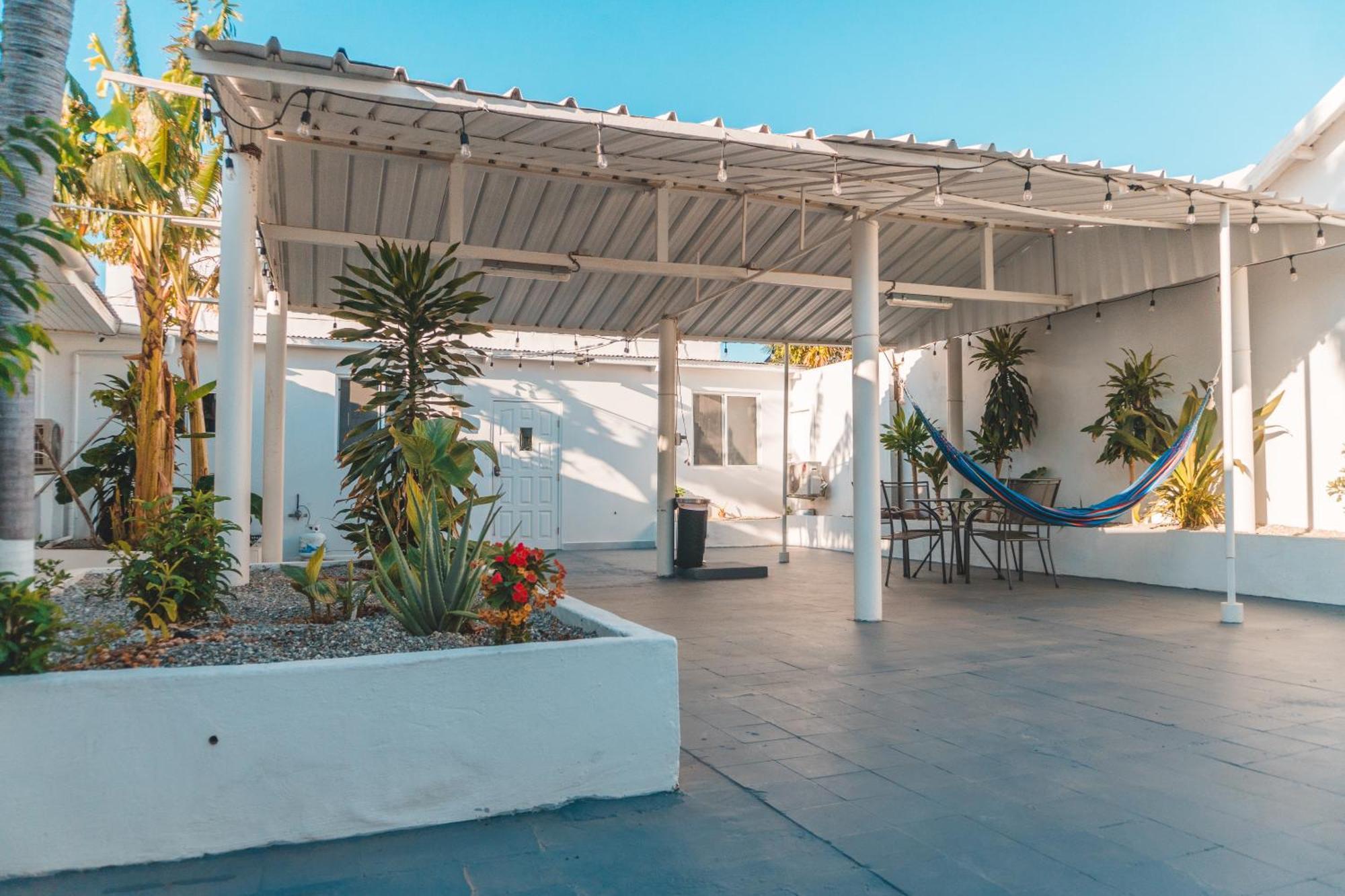 Klip Lagoon Apartsments Oranjestad Dış mekan fotoğraf