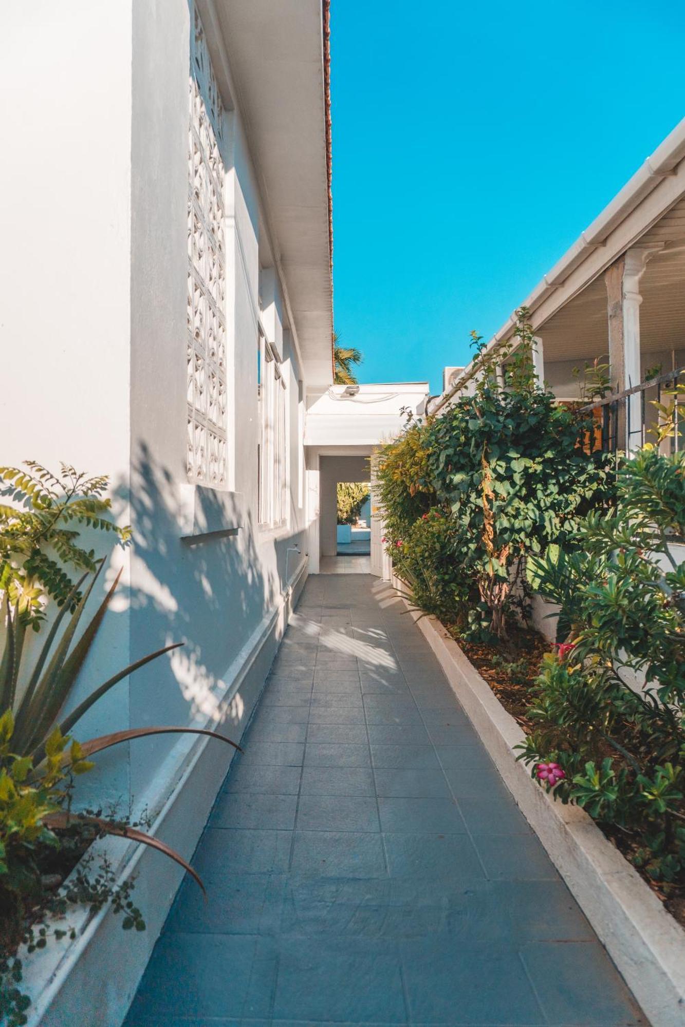 Klip Lagoon Apartsments Oranjestad Dış mekan fotoğraf